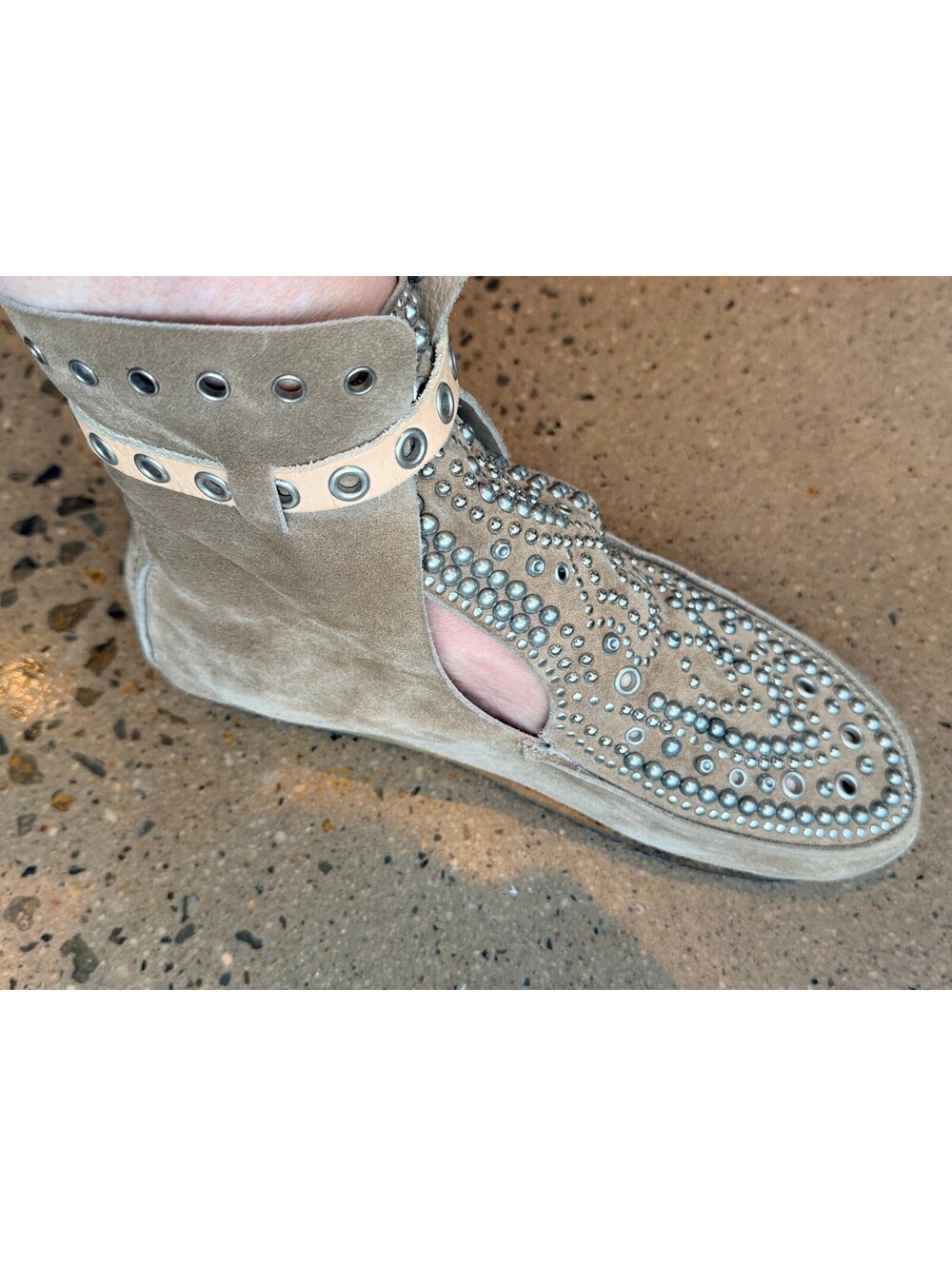 Isabel Marant Morley Taupe Suede Studded Moccasin Ankle Boots Rare - Size 39 - Picture 2 of 7